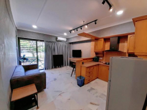 Sunset view,Ground Floor to BEACH, 1-5pax